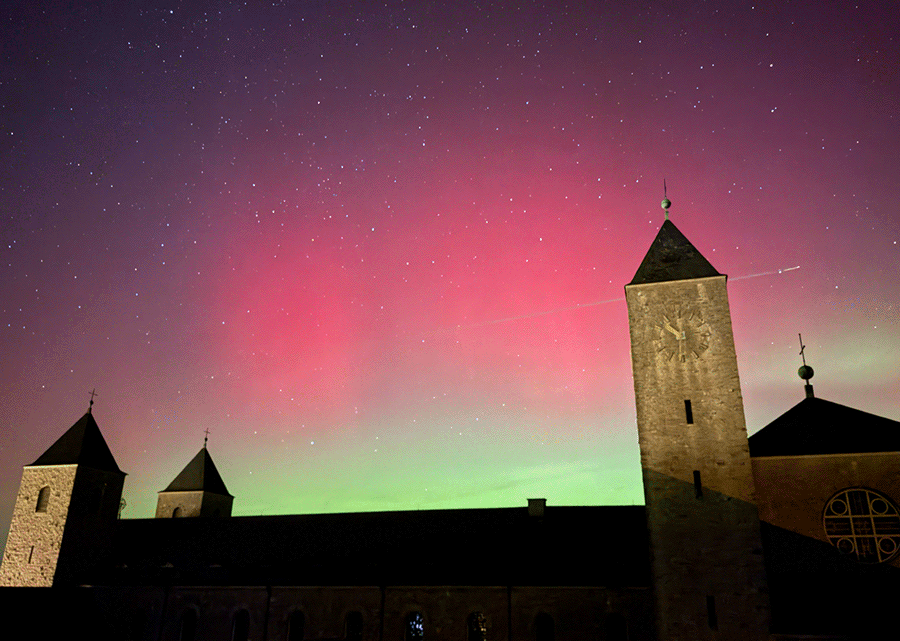 Polarlicht Abteikirche 20260119
