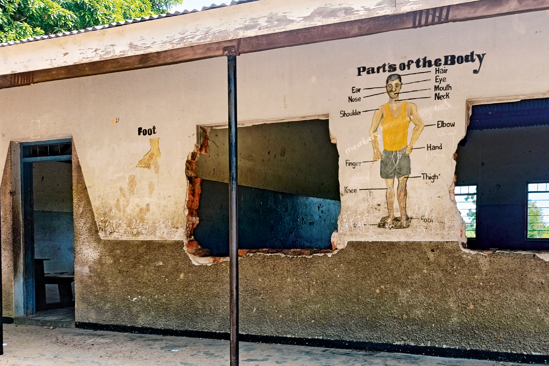 Zerstörtes Schulgebäude