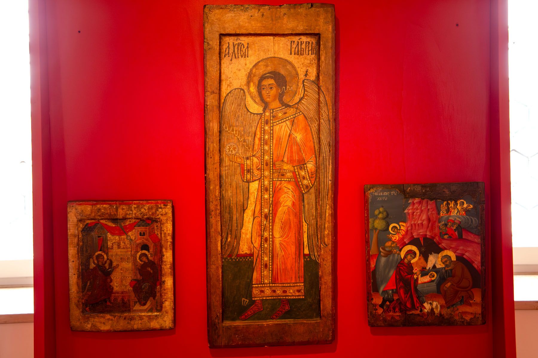 Dreiergruppe in der Ikonenkapelle